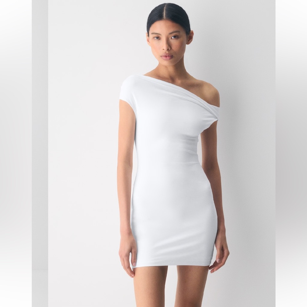 Aritzia White Original Contour Ravish Double Lined Off The Shoulder Dress Medium - Picture 2 of 13